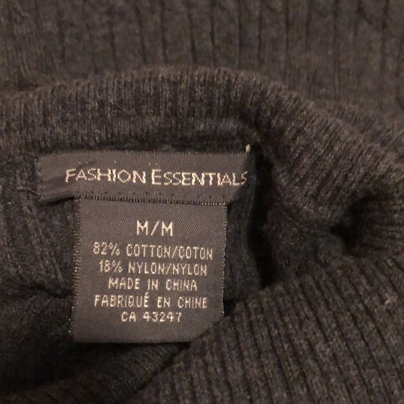 Fashion Essentials charcoal grey turtleneck sweater. Ladies size Med. - Picture 7 of 7